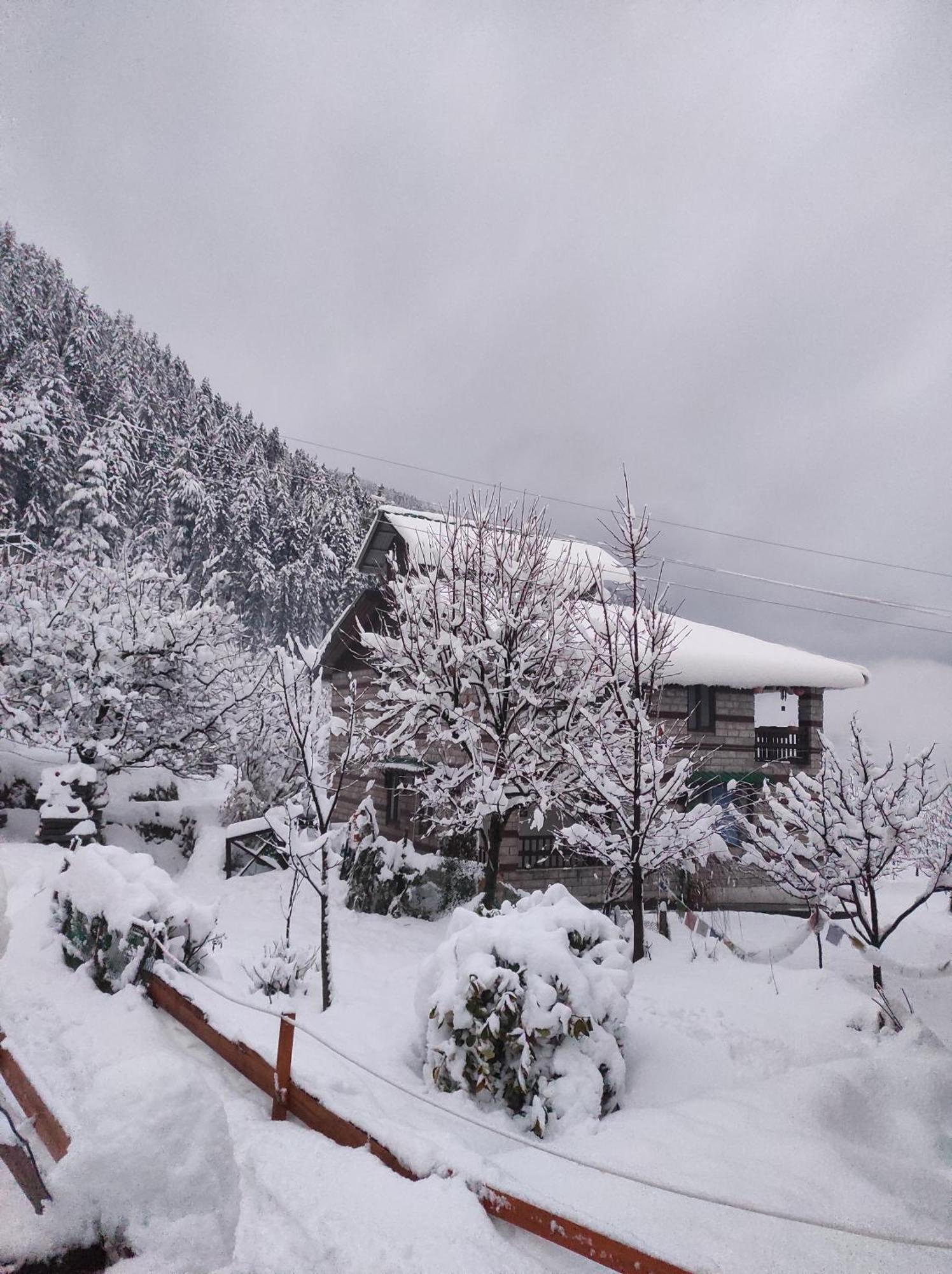 The Hideout - Hiraeth Hostel Manali  Exterior photo